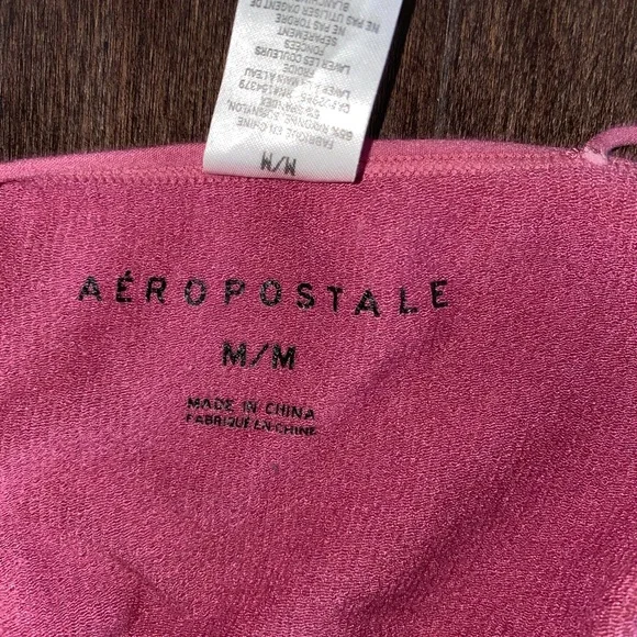 Pink Ribbed Crop Top - Picture 3 of 4